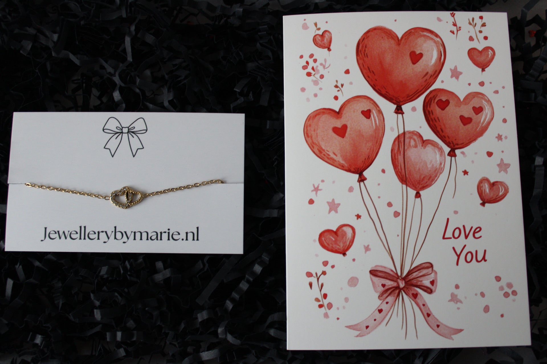 Valentijns brievenbuspakket: ‘Love’