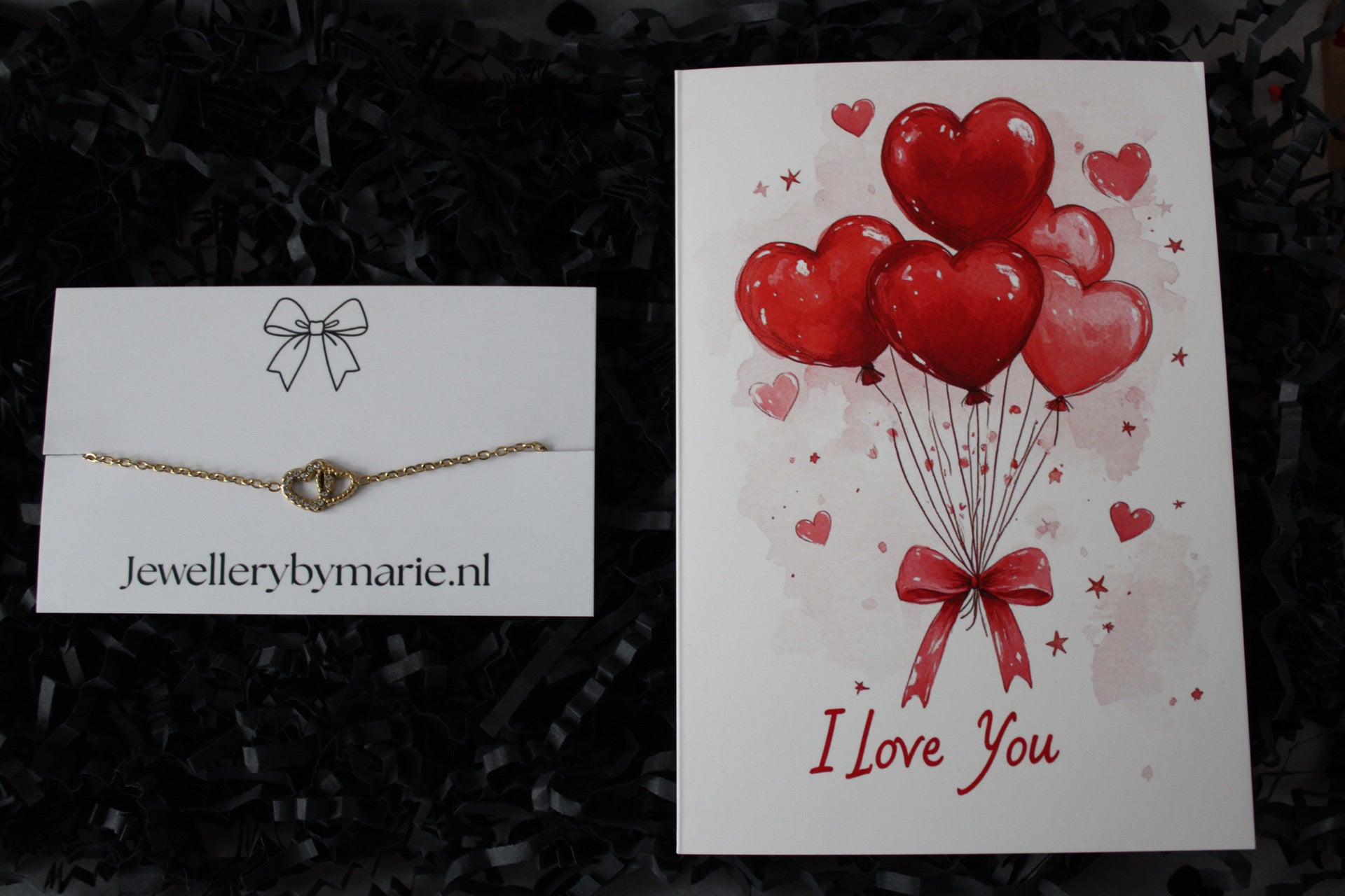 Valentijns brievenbuspakket: ‘Love’