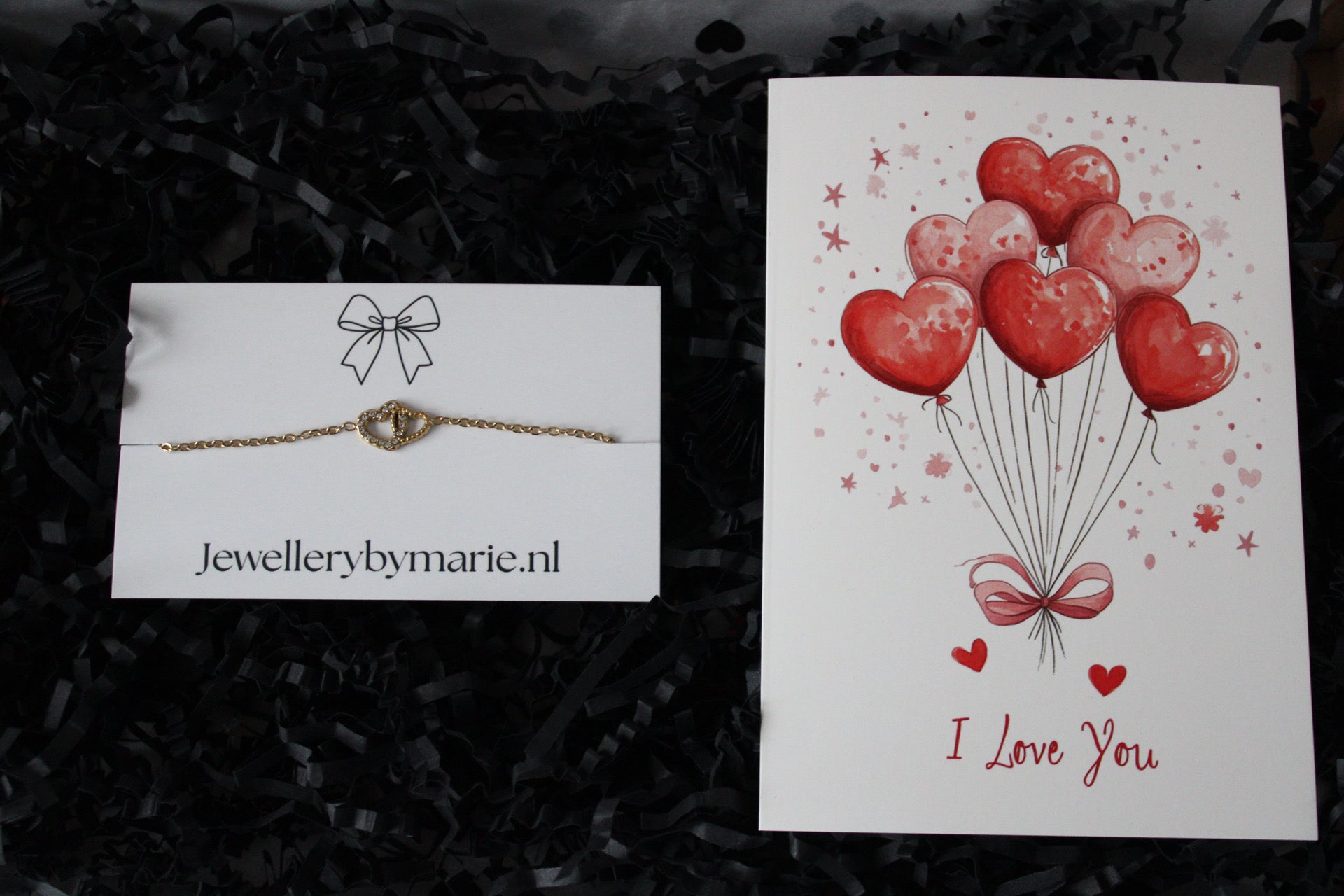 Valentijns brievenbuspakket: ‘Love’