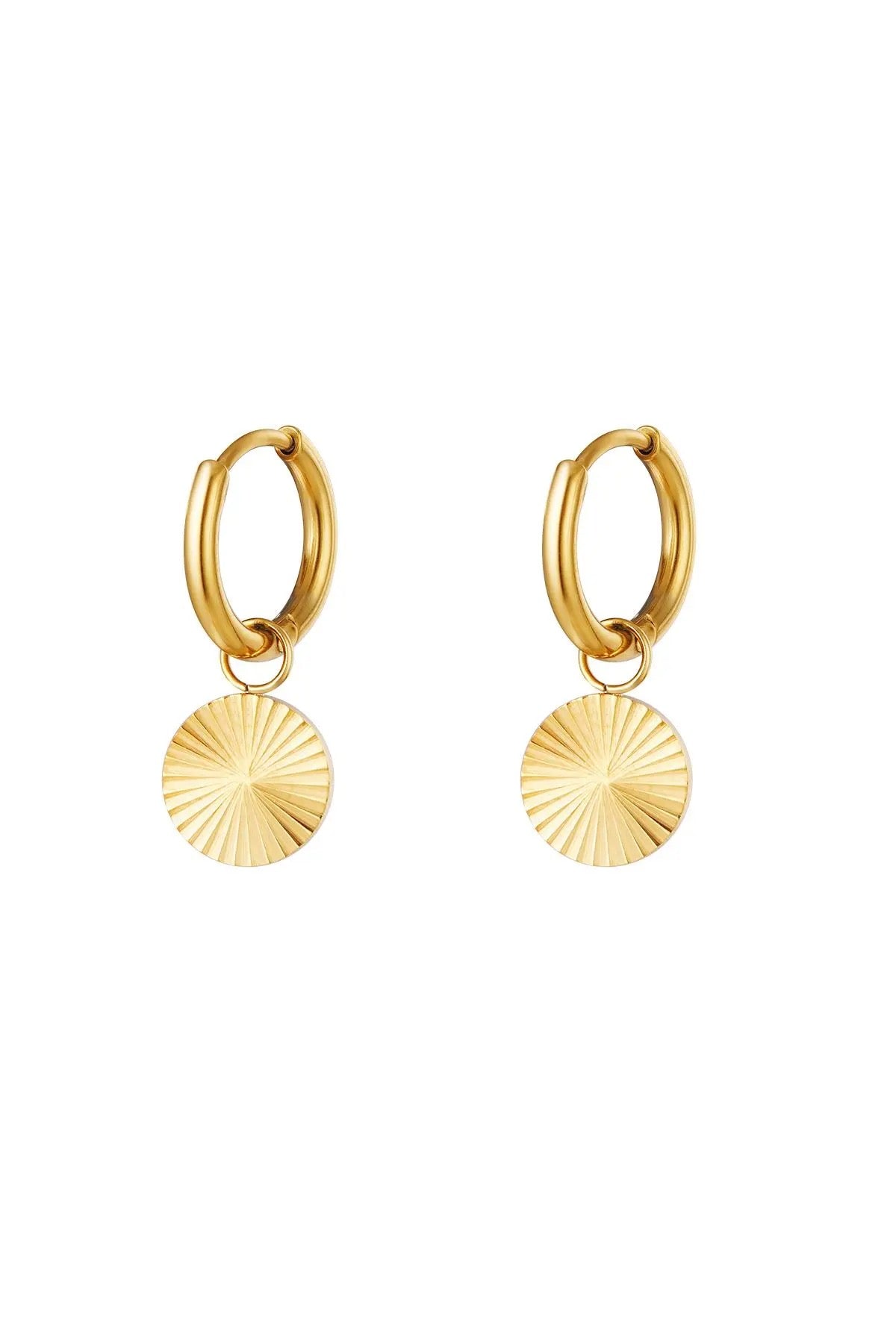 Minimalistische gouden oorbellen Cirkel