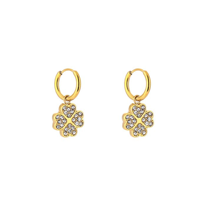 Minimalistische Gouden Oorbellen Klaver | Jewellery by Marie oorring met klaver bedel met blingbling