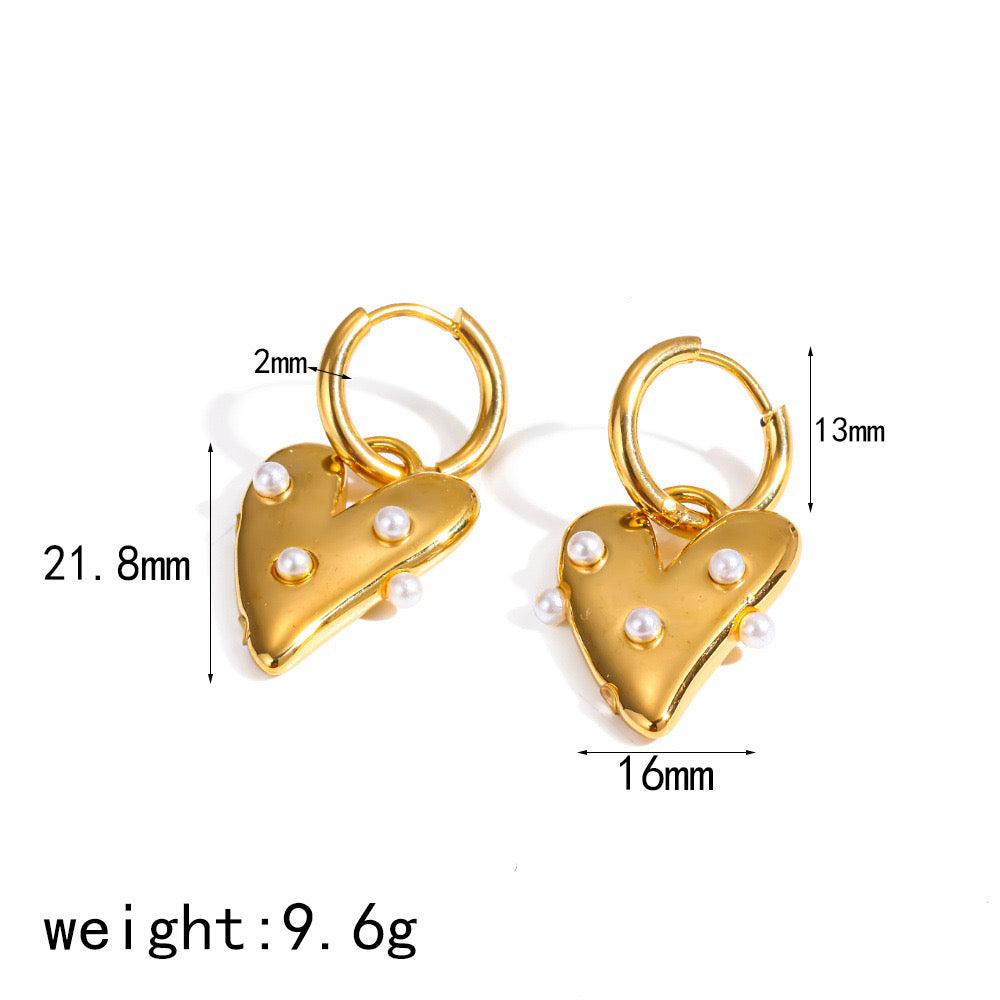 StatementGouden oorbellen Pearl heart | Jewellery by Marie afmetingen