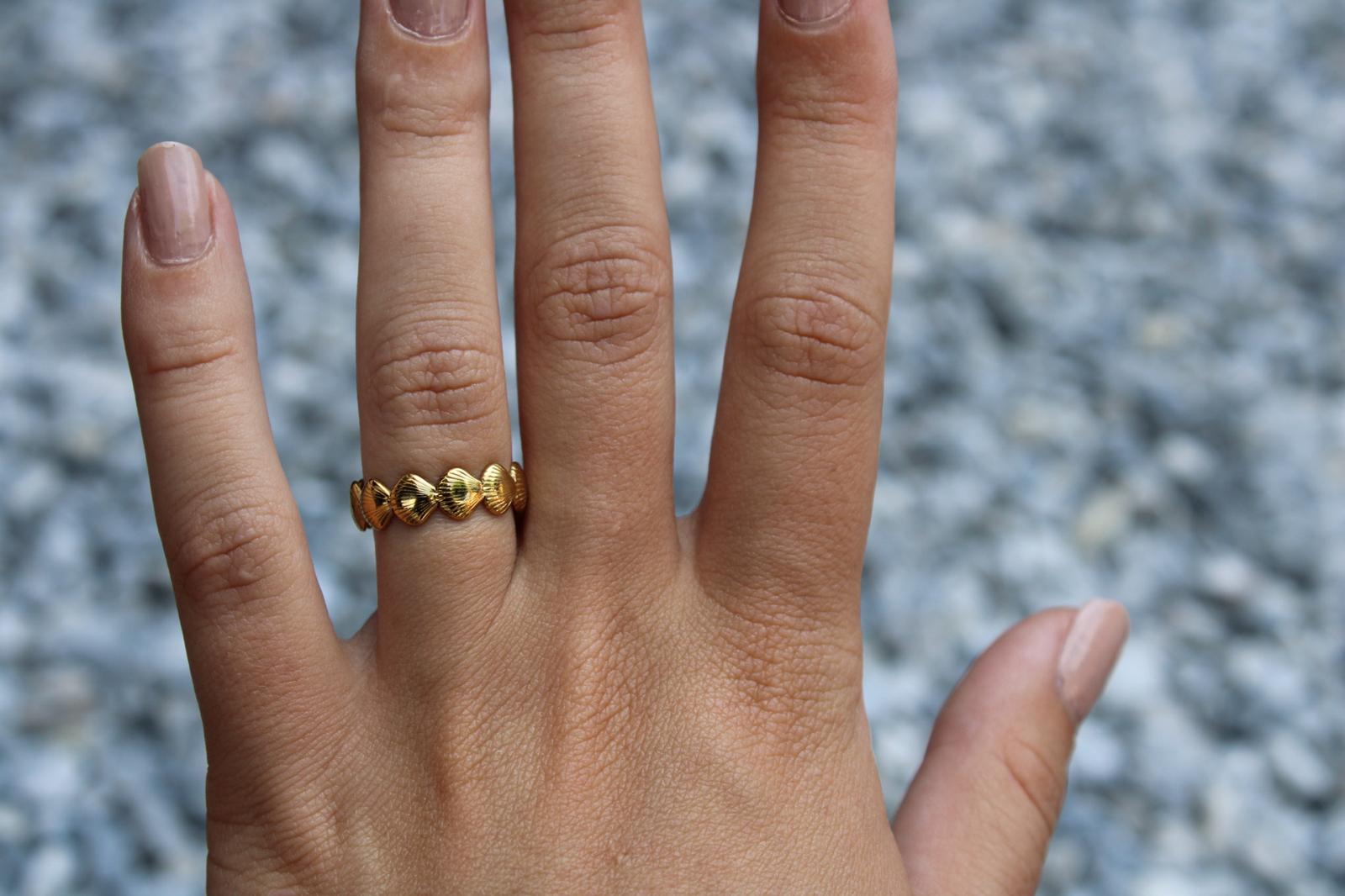 Schelpen ring